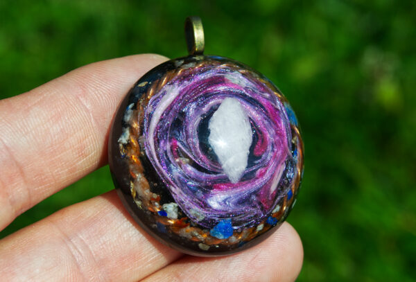 Divine Love Medium 5 Divine Love Medium